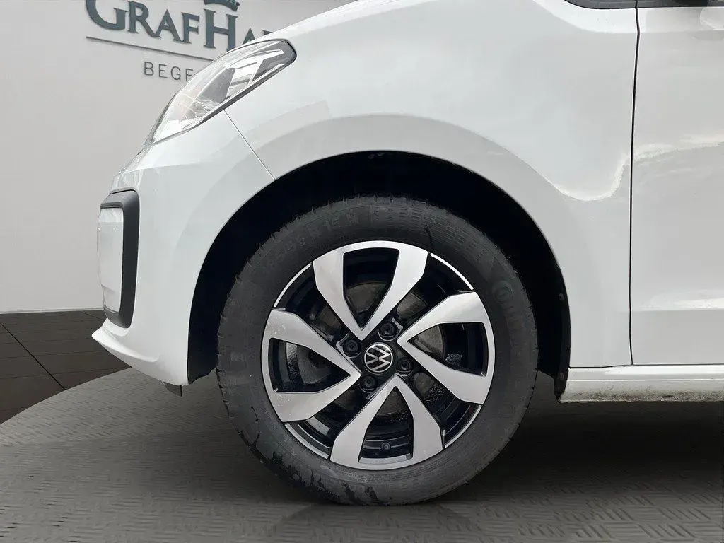 Gebraucht VW up! Active 65 PS (47 kW) 2023 Pure white Kleinwagen