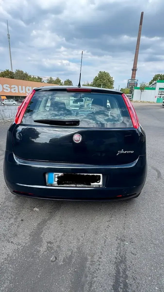 Gebraucht Fiat Punto 65 PS (47 kW) 2009 Blau Kleinwagen
