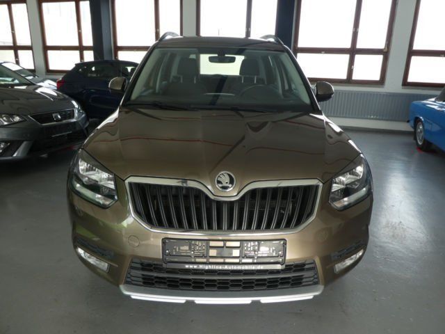 Gebraucht Skoda Yeti 110 PS (80 kW) 2015 Andere farbe metallic SUV