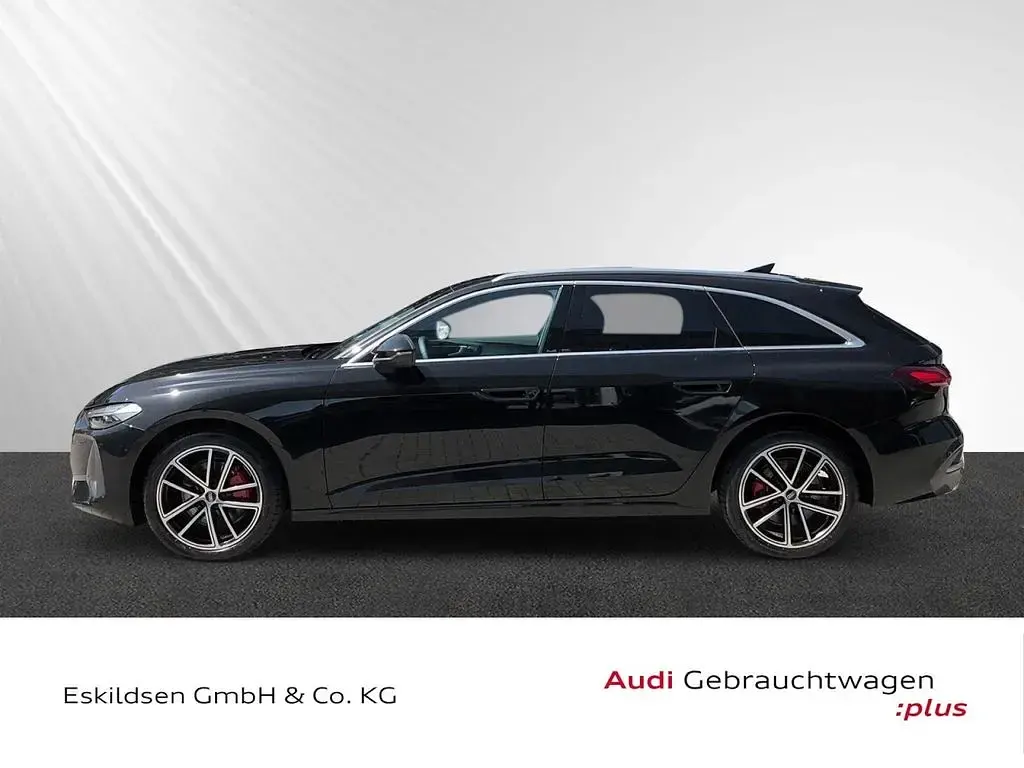 Gebraucht Audi A5 Ambiente 204 PS (150 kW) 2025 Schwarz Kombi