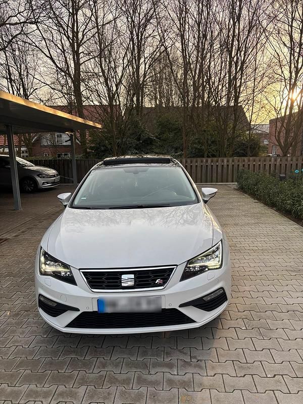 Gebraucht Seat Leon FR 150 PS (110 kW) 2015 Weiß Limousine