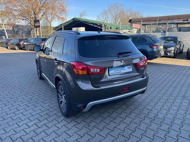 Gebraucht Mitsubishi ASX Top 150 PS (110 kW) 2015 Braun SUV