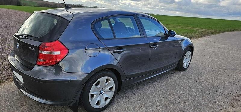 Gebraucht BMW 118 143 PS (105 kW) 2008 Grau Kleinwagen