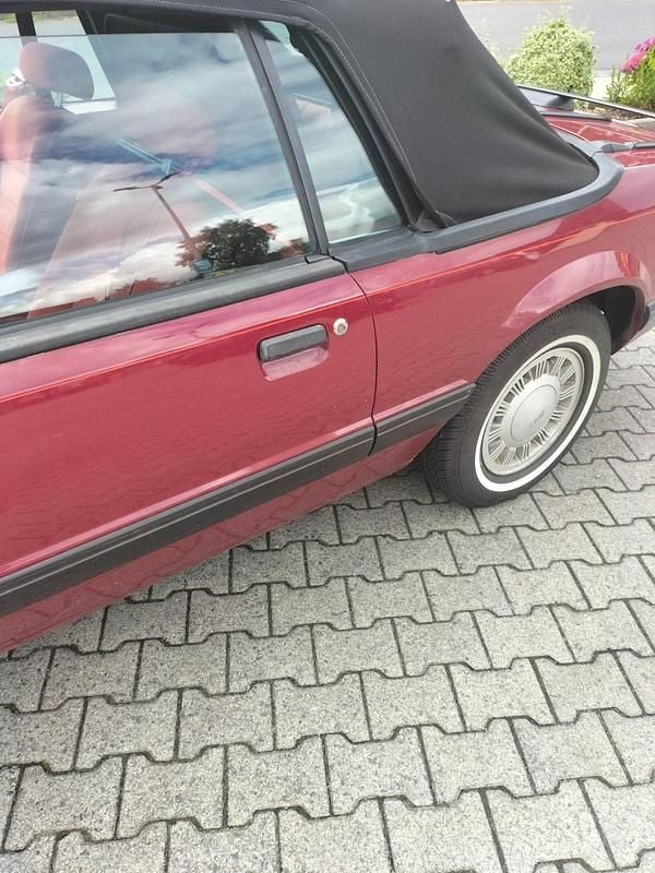 Rot Gebraucht 1990 Ford Mustang Cabrio | 4.600 € - Bild 1/4