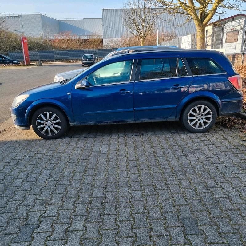 Gebraucht Opel Astra Edition 105 PS (77 kW) 2006 Blau Kombi