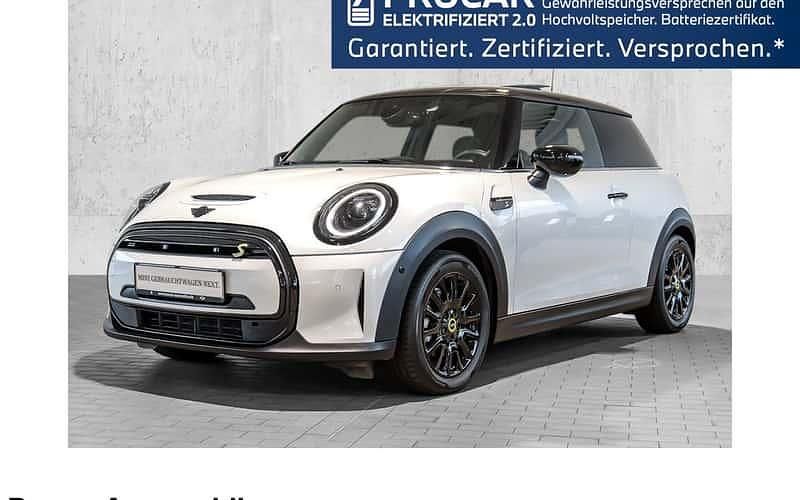 Weiß Gebraucht 2023 Mini Cooper SE Classic Kleinwagen | 21.490 € (Etwas zu teuer) - Bild 1/4