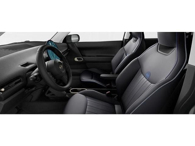 Gebraucht Mini Cooper Favoured 135 kW (184 PS) 2024 Silber Kleinwagen