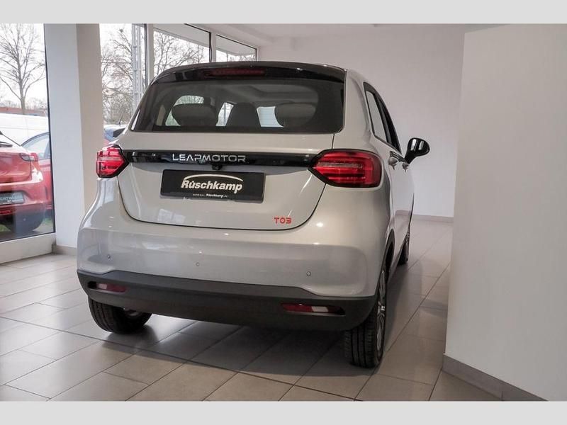 Neu Leapmotor T03 69 kW (95 PS) 2026 Silber Kleinwagen