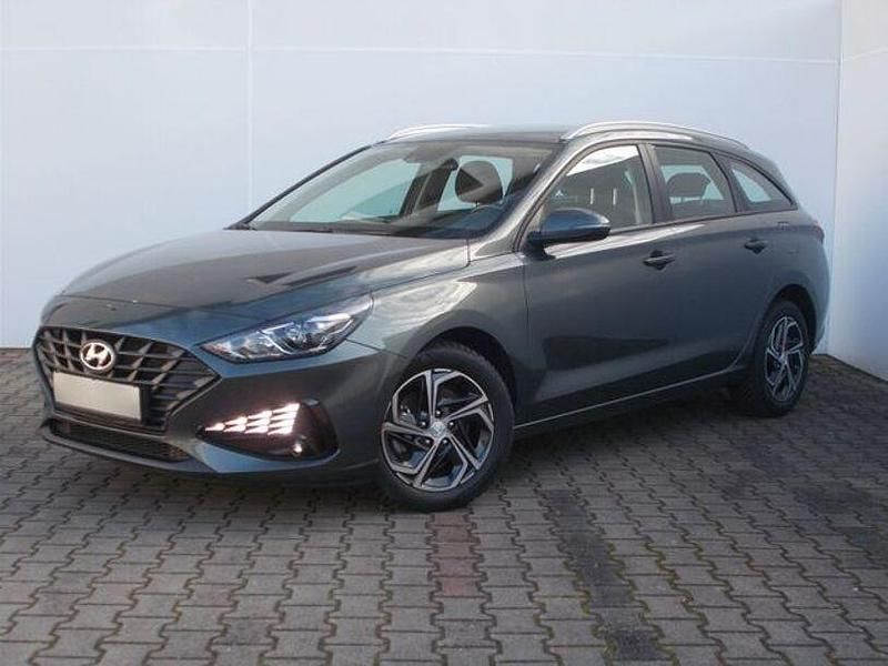 Gebraucht Hyundai i30 Trend 120 PS (88 kW) 2024 Grau Kombi
