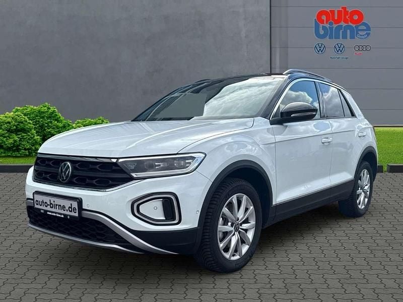 Weiß Gebraucht 2025 VW T-Roc Goal SUV | 29.880 € (Superpreis) - Bild 1/4