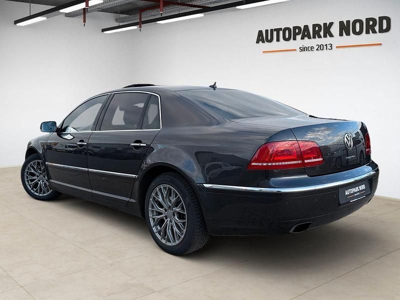 Gebraucht VW Phaeton 334 PS (245 kW) 2014 Moccaanthrazit Limousine