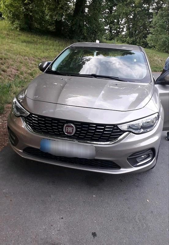Second-hand Fiat Tipo 95 CP (69 kW) 2017 Bej Berlinǎ
