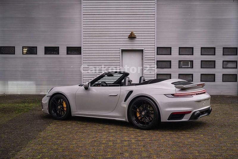 Gebraucht Porsche 992 650 PS (478 kW) 2021 Grau Cabrio