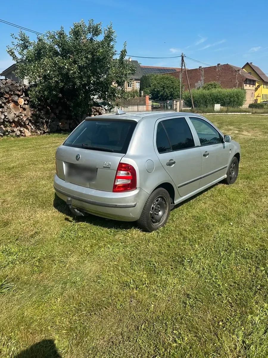 Gebraucht Skoda Fabia 75 PS (55 kW) 2000 Silber Kleinwagen