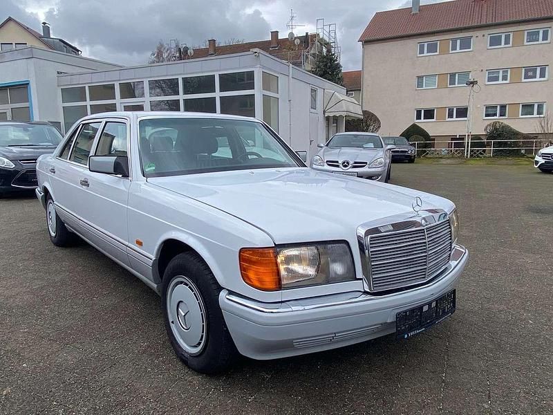 Gebraucht Mercedes S300 179 PS (131 kW) 1991 Weiß Limousine
