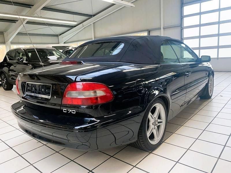 Gebraucht Volvo C70 163 PS (119 kW) 2000 Schwarz Cabrio