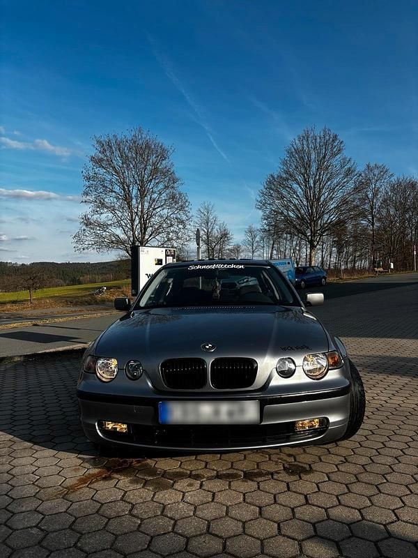 Gebraucht BMW 316 Compact 115 PS (84 kW) 2005 Silber Kleinwagen