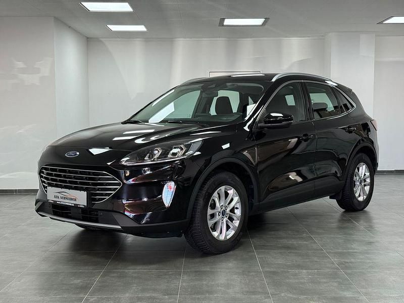 Gebraucht Ford Kuga Titanium 150 PS (110 kW) 2022 Schwarz SUV