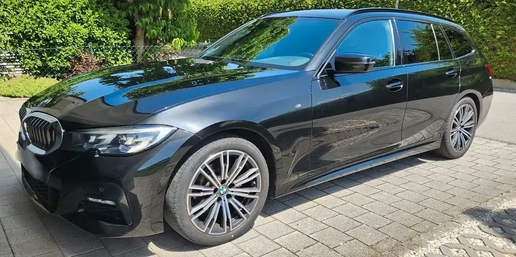 Gebraucht BMW 318 M Sport 150 PS (110 kW) 2021 Schwarz Kombi