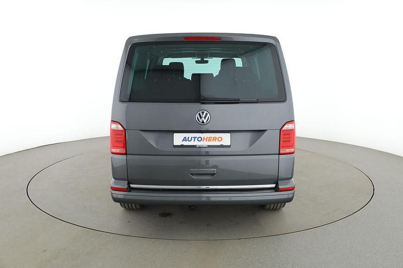 Używany VW T6 Highline 2018 Szary Van