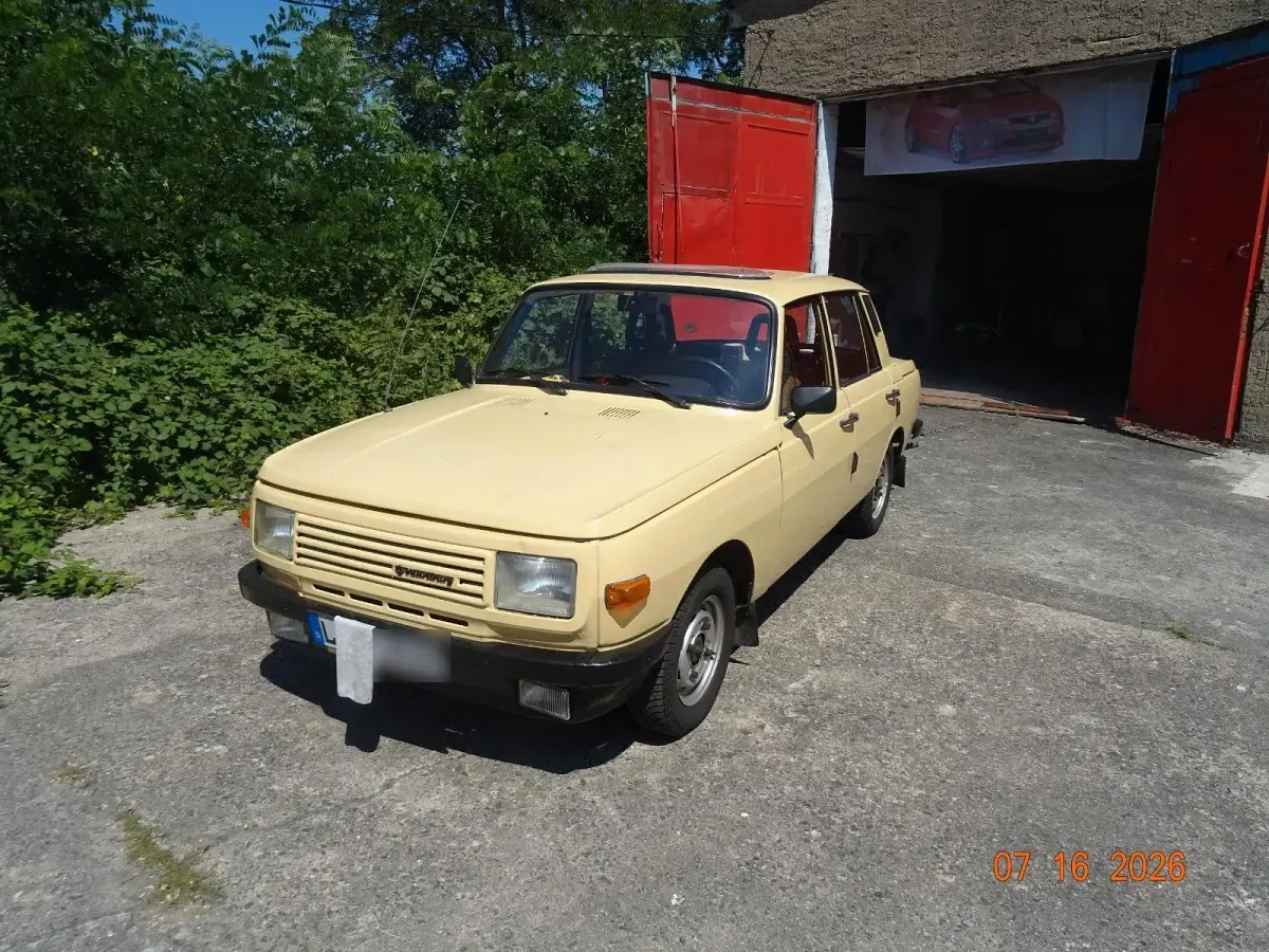 Gebraucht Wartburg 353 50 PS (36 kW) 1985 Beige Limousine