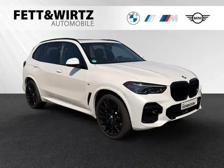 Gebraucht BMW X5 M Sport 298 PS (219 kW) 2023 SUV