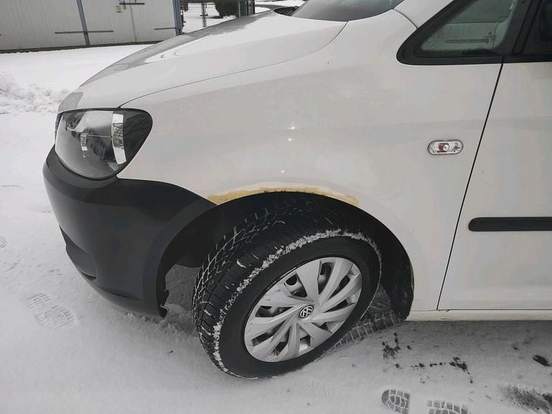 Gebraucht VW Caddy 109 PS (80 kW) 2010 Weiß Van / Kleinbus