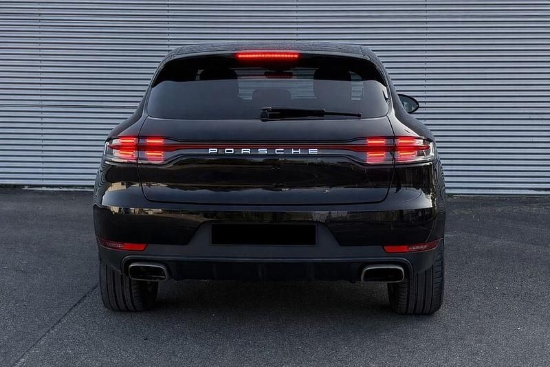 Gebraucht Porsche Macan 245 PS (180 kW) 2021 Schwarz SUV