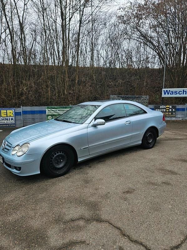 Gebraucht Mercedes CLK280 231 PS (169 kW) 2007 Andere farben Coupé