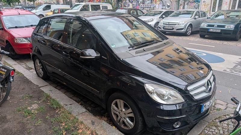 Gebraucht Mercedes B170 116 PS (85 kW) 2008 Schwarz Van / Kleinbus