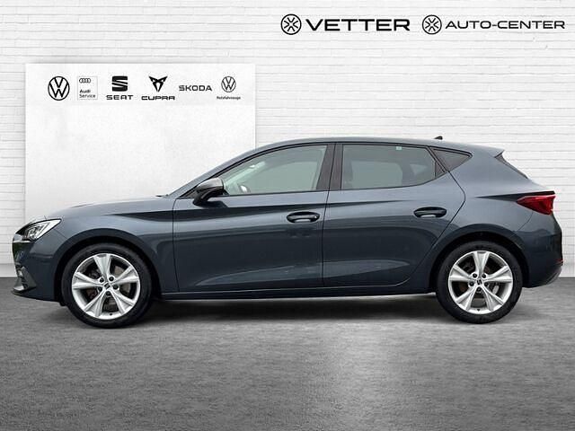 Gebraucht Seat Leon FR 131 PS (96 kW) 2022 Andere farbe Limousine