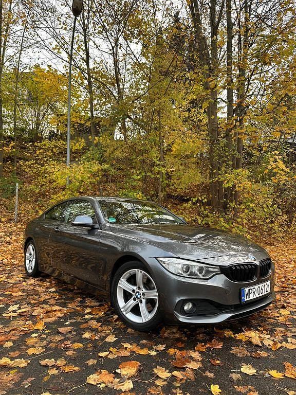 Grau Gebraucht 2016 BMW 430 Sport Line Coupé | 18.300 € (Fairer Preis) - Bild 1/4