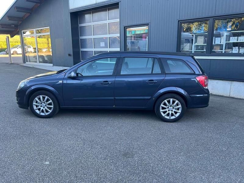 Gebraucht Opel Astra Sport 110 PS (80 kW) 2008 Blau Kombi