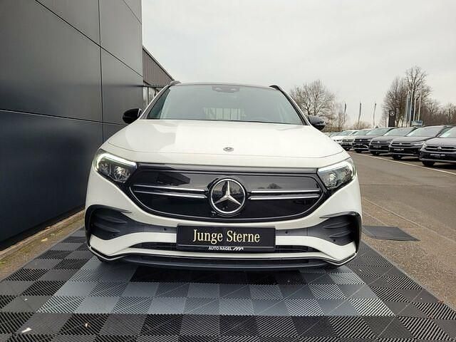 Gebraucht Mercedes EQA250 AMG line 139 kW (190 PS) 2022 Polarweiß SUV