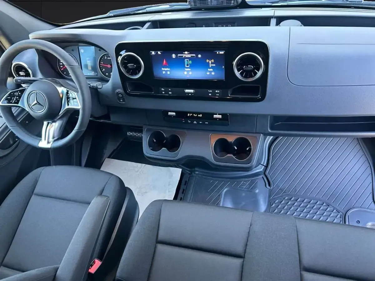 Neu Mercedes Sprinter 150 PS (110 kW) 2026 Andere Van
