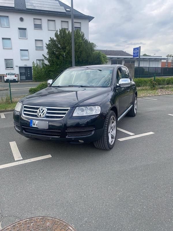 Schwarz Gebraucht 2005 VW Touareg SUV | 5.499 € (Etwas zu teuer) - Bild 1/4