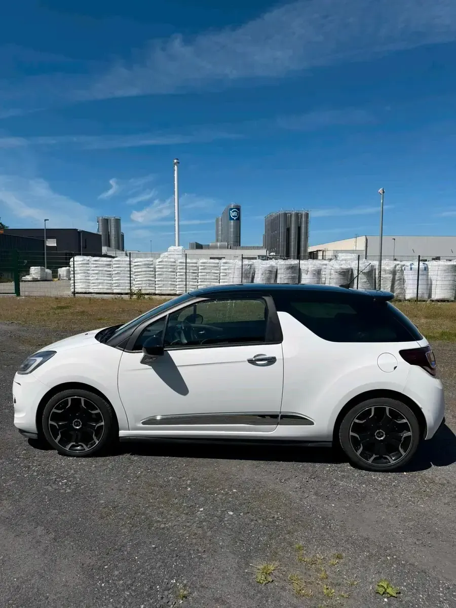 Gebraucht Citroën DS3 165 PS (121 kW) 2016 Weiß Kleinwagen