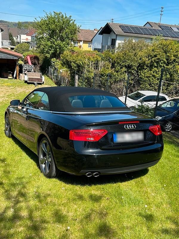 Gebraucht Audi A5 Cabriolet Design 177 PS (130 kW) 2013 Schwarz Cabrio