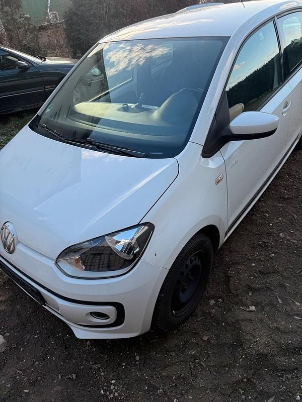 Gebraucht VW up! 75 PS (55 kW) 2016 Weiß Kleinwagen