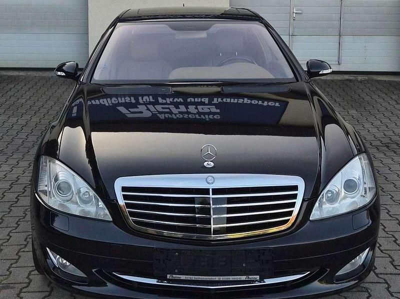 Obsidianschwarz metalliclack Gebraucht 2006 Mercedes S500L Limousine | 16.250 € (Etwas zu teuer) - Bild 1/4