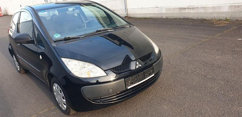 Schwarz Gebraucht 2005 Mitsubishi Colt Limousine | 2.250 € (Teuer) - Bild 1/4