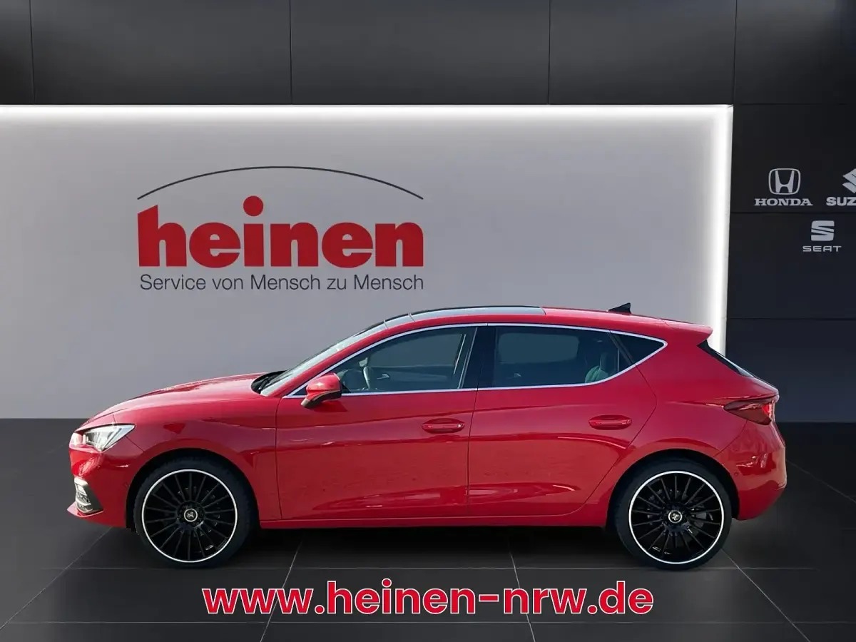 Usata Seat Leon XCELLENCE 150 CV (110 kW) 2021 Rosso Berlina