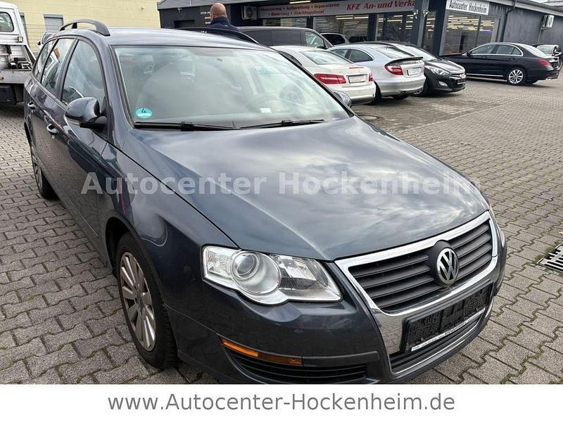 Grau Gebraucht 2009 VW Passat Trendline Kombi | 999 € (Superpreis) - Bild 1/4
