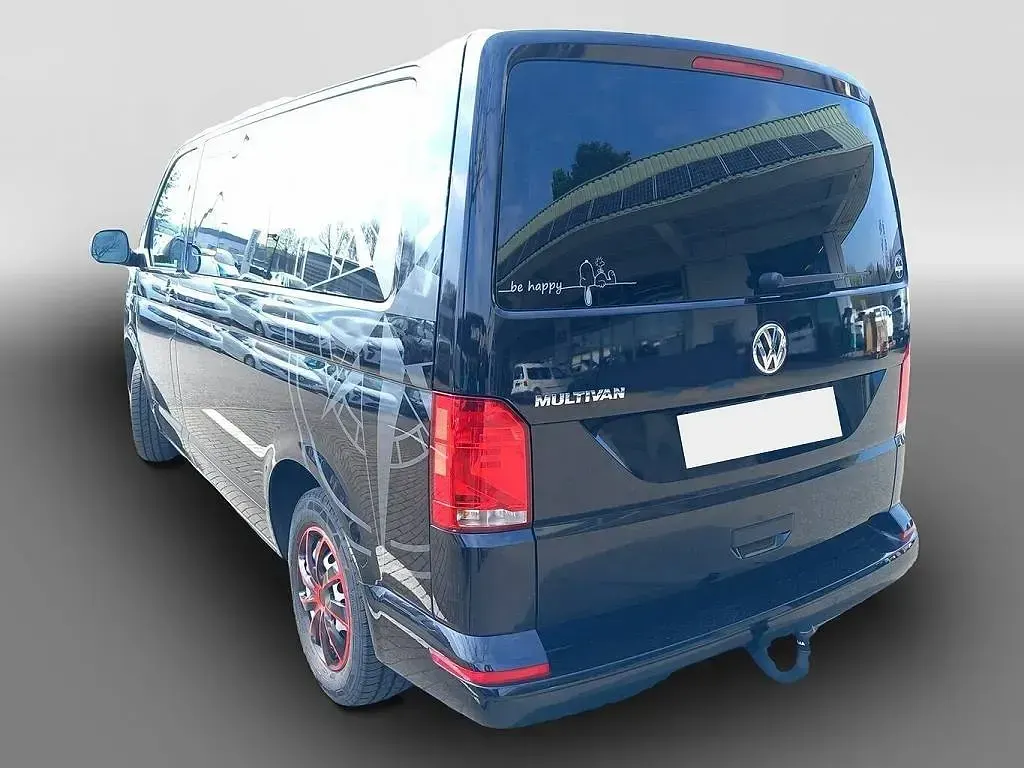 Gebraucht VW Multivan Trendline 150 PS (110 kW) 2022 Schwarz Van / Kleinbus