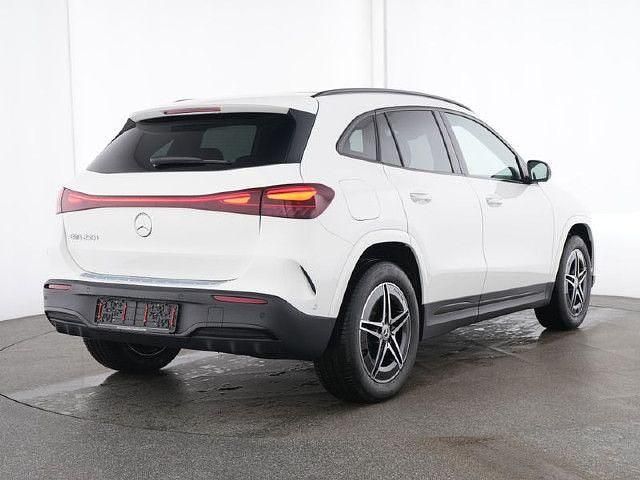 Gebraucht 2025 Mercedes EQA250 SUV | 47.860 € - Bild 1/4