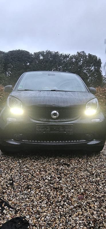 Gebraucht Smart ForTwo Coupé 72 PS (52 kW) 2018 Schwarz Coupé