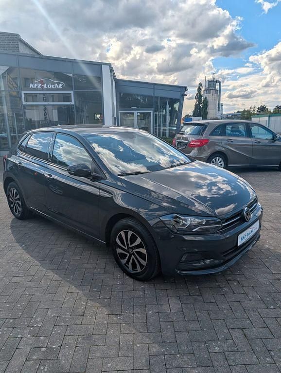 Gebraucht VW Polo Active 95 PS (69 kW) 2021 Grau Limousine