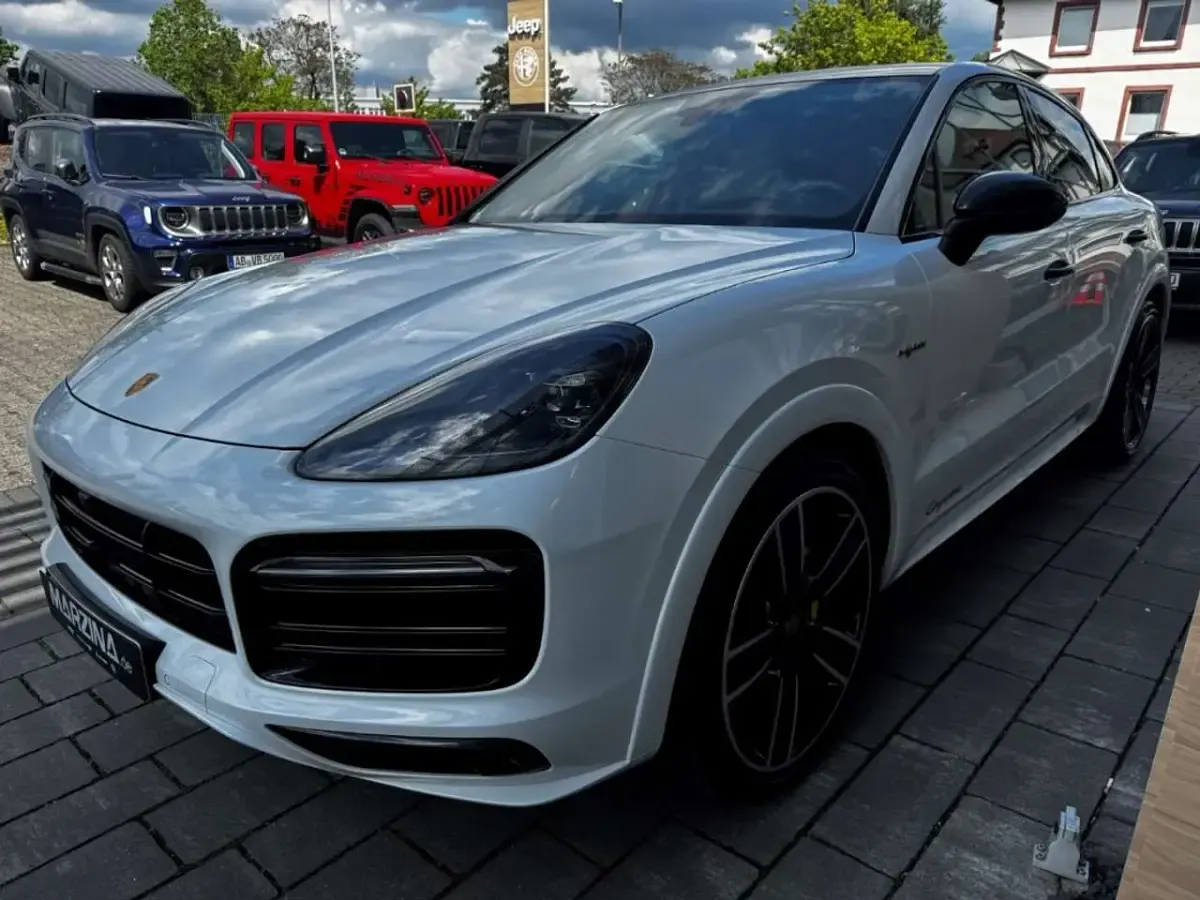 Gebraucht Porsche Cayenne Coupe Platinum Edition 462 PS (339 kW) 2023 Weiß SUV