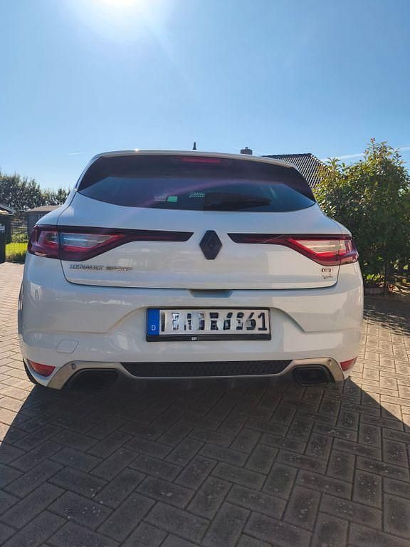 Weiß Gebraucht 2018 Renault Mégane GT GT Coupé | 15.750 € (Fairer Preis) - Bild 1/4