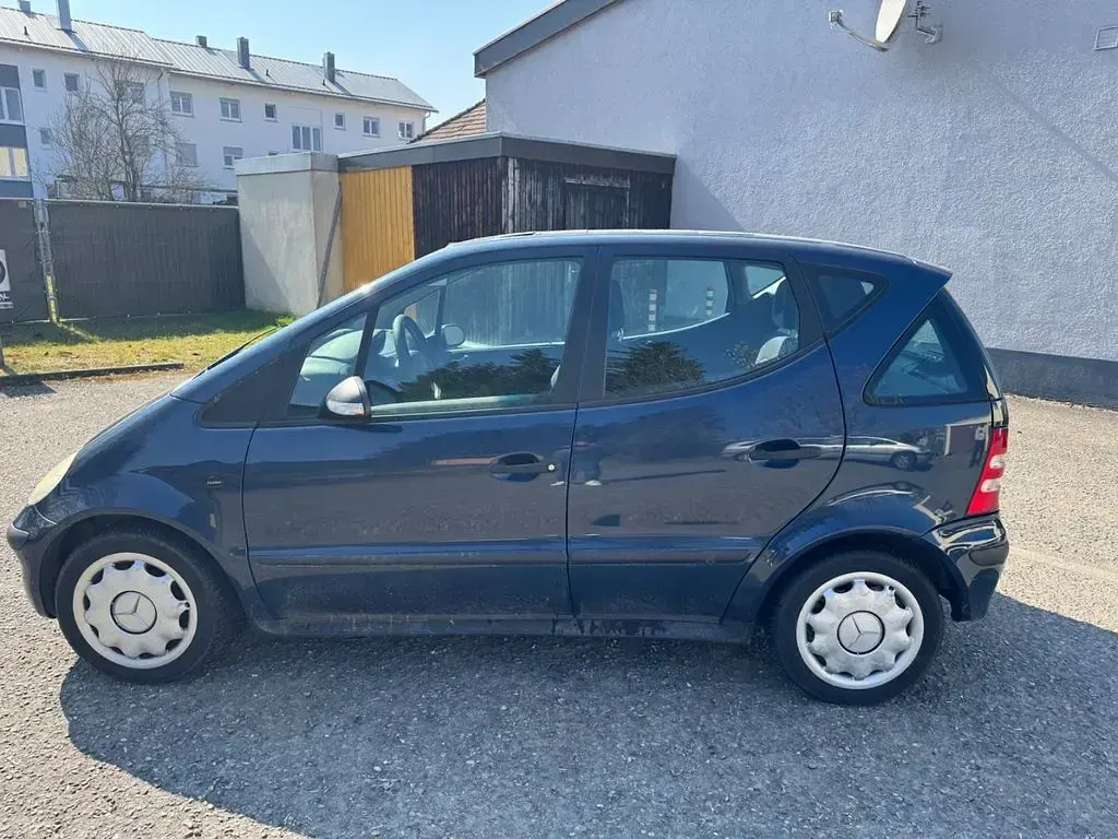 Gebraucht Mercedes A140 Avantgarde 82 PS (60 kW) 2003 Blau Kleinwagen